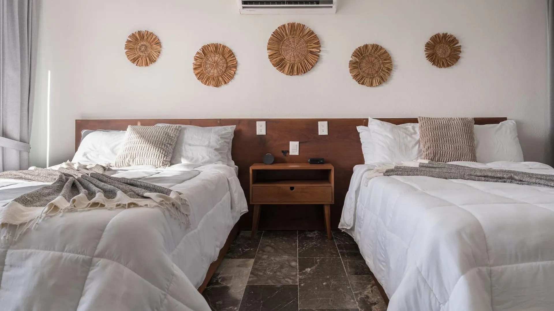 Beachfront Luxury Villa With Pool With Private Cooker & Staff Puerto Morelos