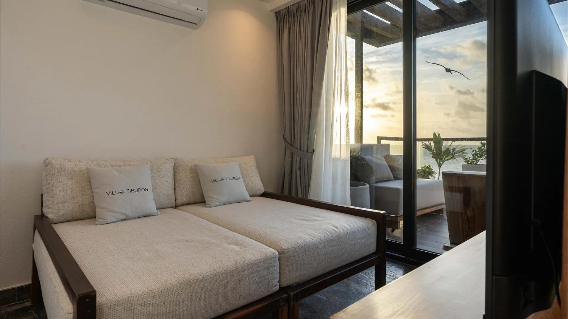 Beachfront Luxury Villa With Pool With Private Cooker & Staff Puerto Morelos 0*,