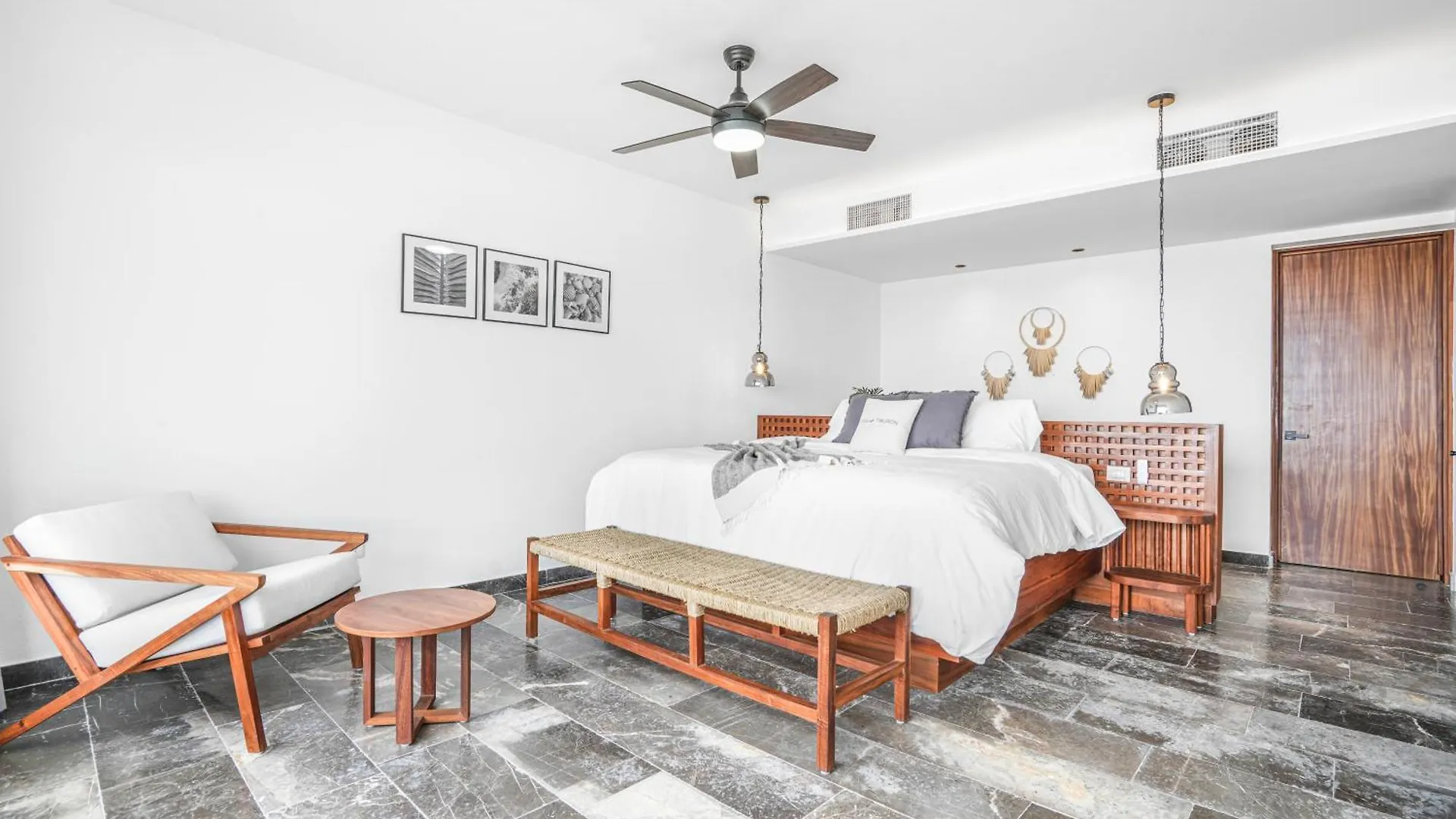 Beachfront Luxury Villa With Pool With Private Cooker & Staff Puerto Morelos