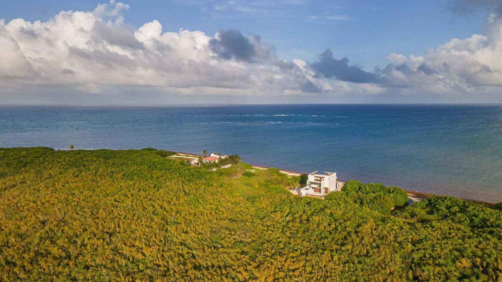 Beachfront Luxury Villa With Pool With Private Cooker & Staff Puerto Morelos Mexico