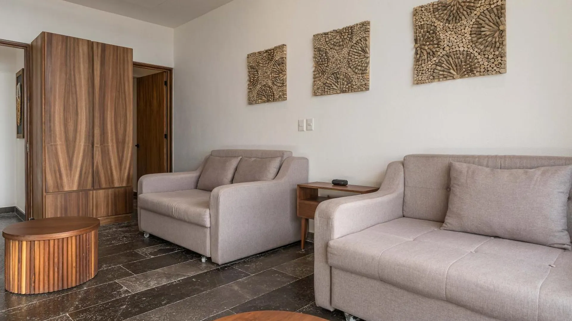 Beachfront Luxury Villa With Pool With Private Cooker & Staff Puerto Morelos