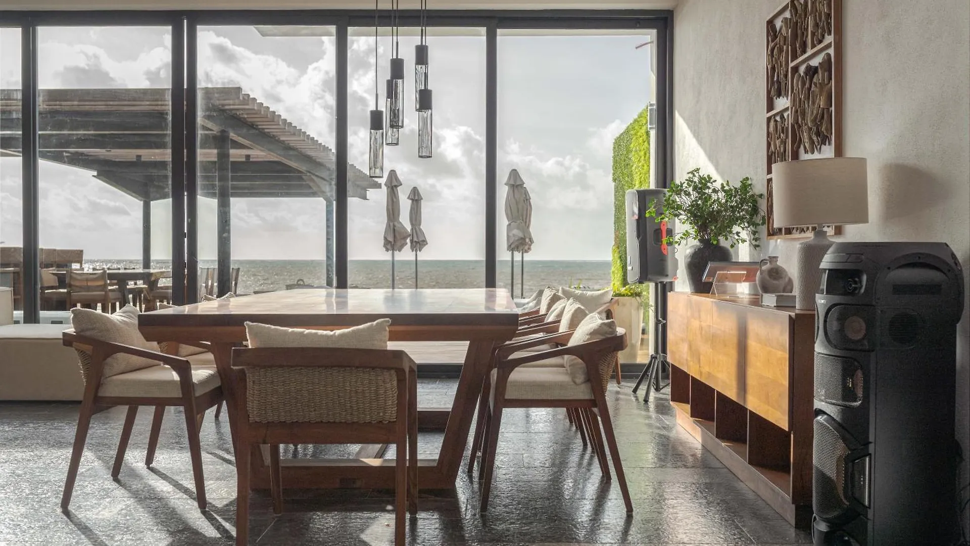 Beachfront Luxury Villa With Pool With Private Cooker & Staff Puerto Morelos Mexico