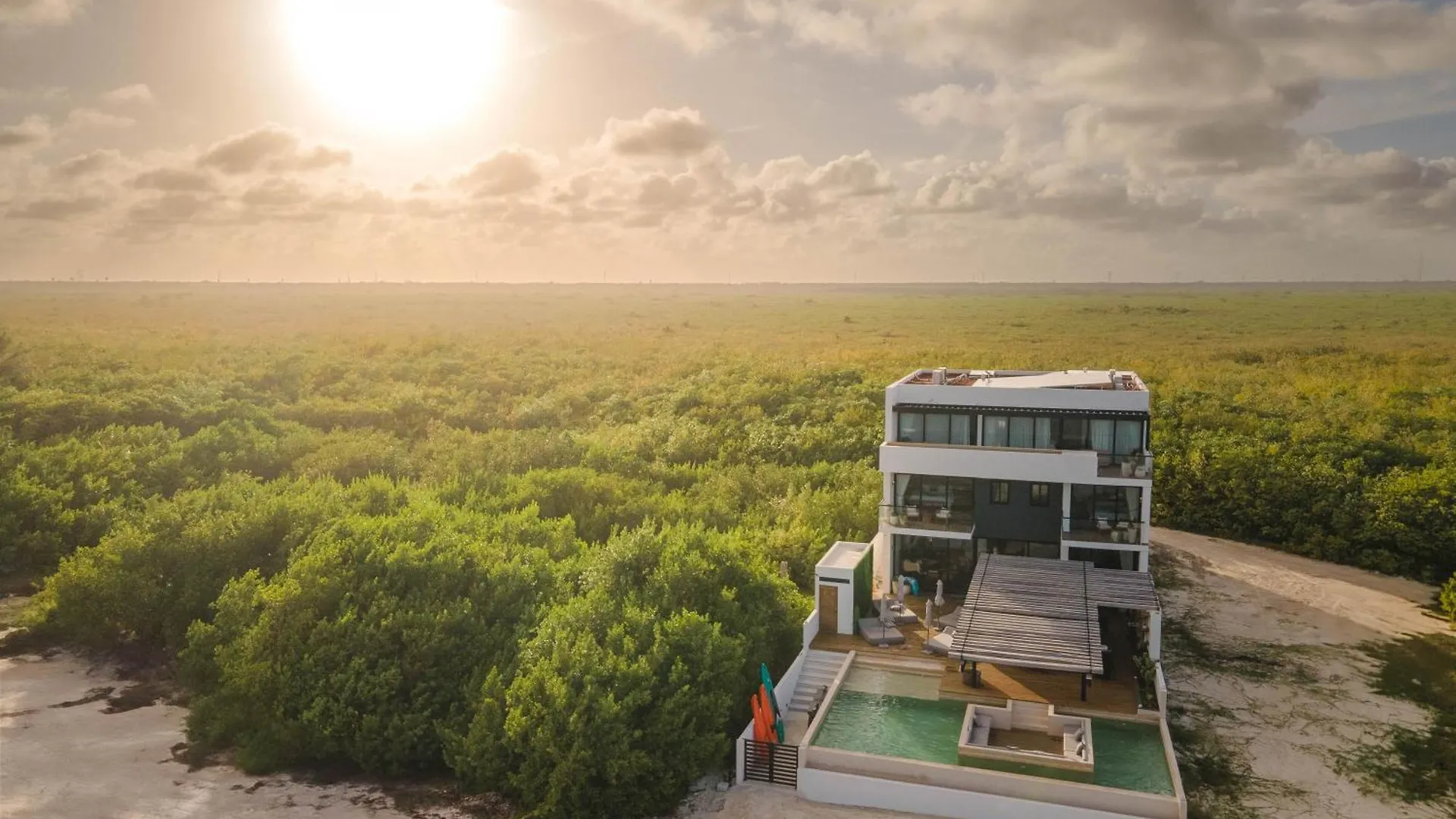 Beachfront Luxury Villa With Pool With Private Cooker & Staff Puerto Morelos 0*,  Mexico