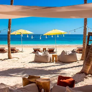 The Fives Oceanfront Puerto Morelos
